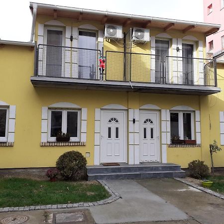 Flora Novi Sad 아파트 외부 사진